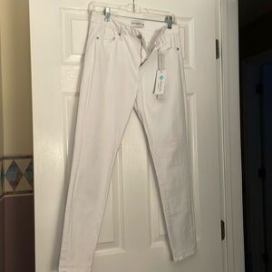 White Skinny Jeans by Just Black Denim.